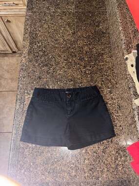 Banana Republic Black Chino Shorts Size 4